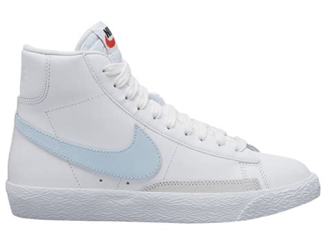 nike blazer hellblau damen|women's Nike Blazer low.